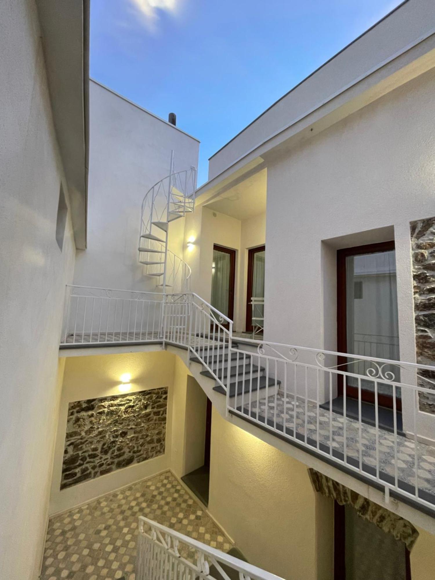 Hotel Sa Troppa De Sos Chentu Dorgali Exterior foto