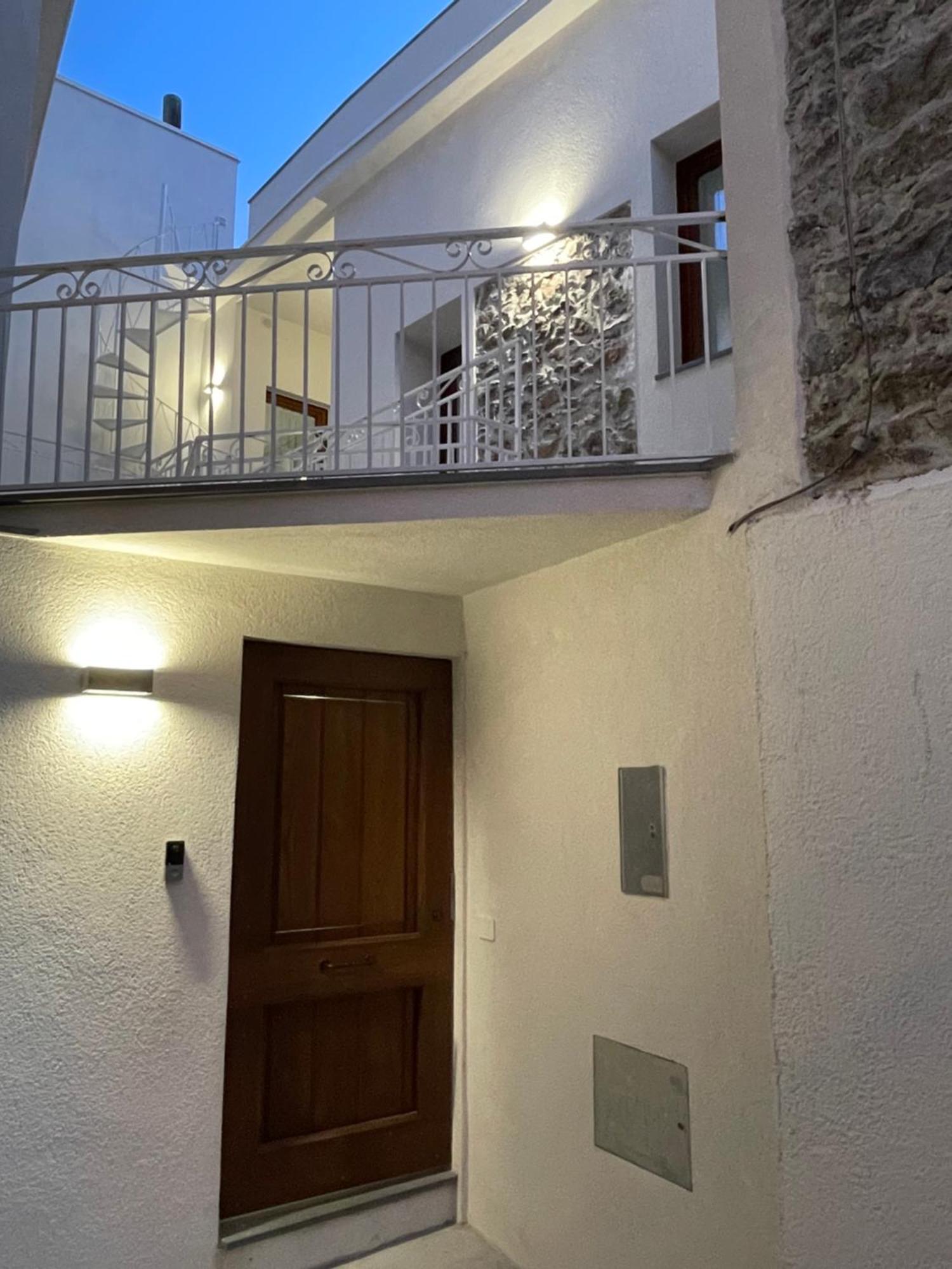 Hotel Sa Troppa De Sos Chentu Dorgali Exterior foto