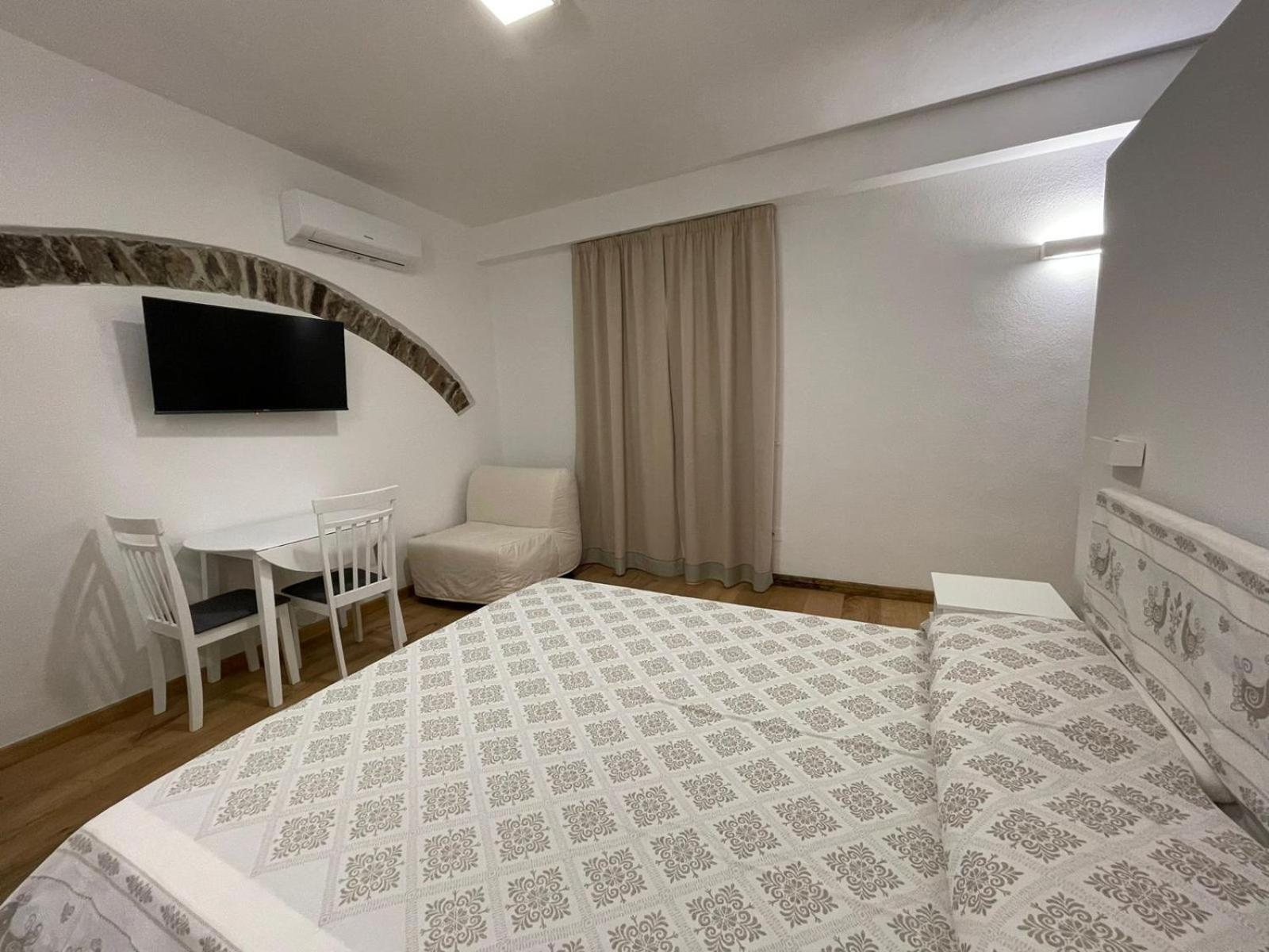 Hotel Sa Troppa De Sos Chentu Dorgali Exterior foto