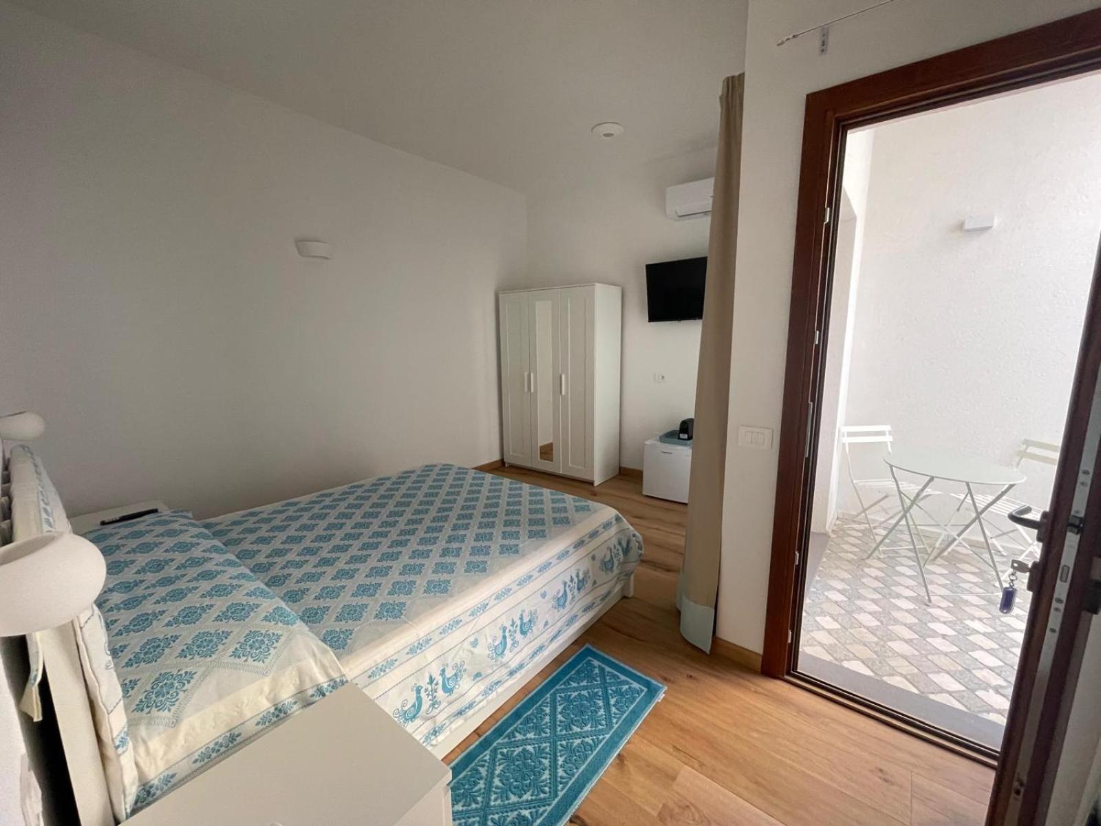 Hotel Sa Troppa De Sos Chentu Dorgali Exterior foto