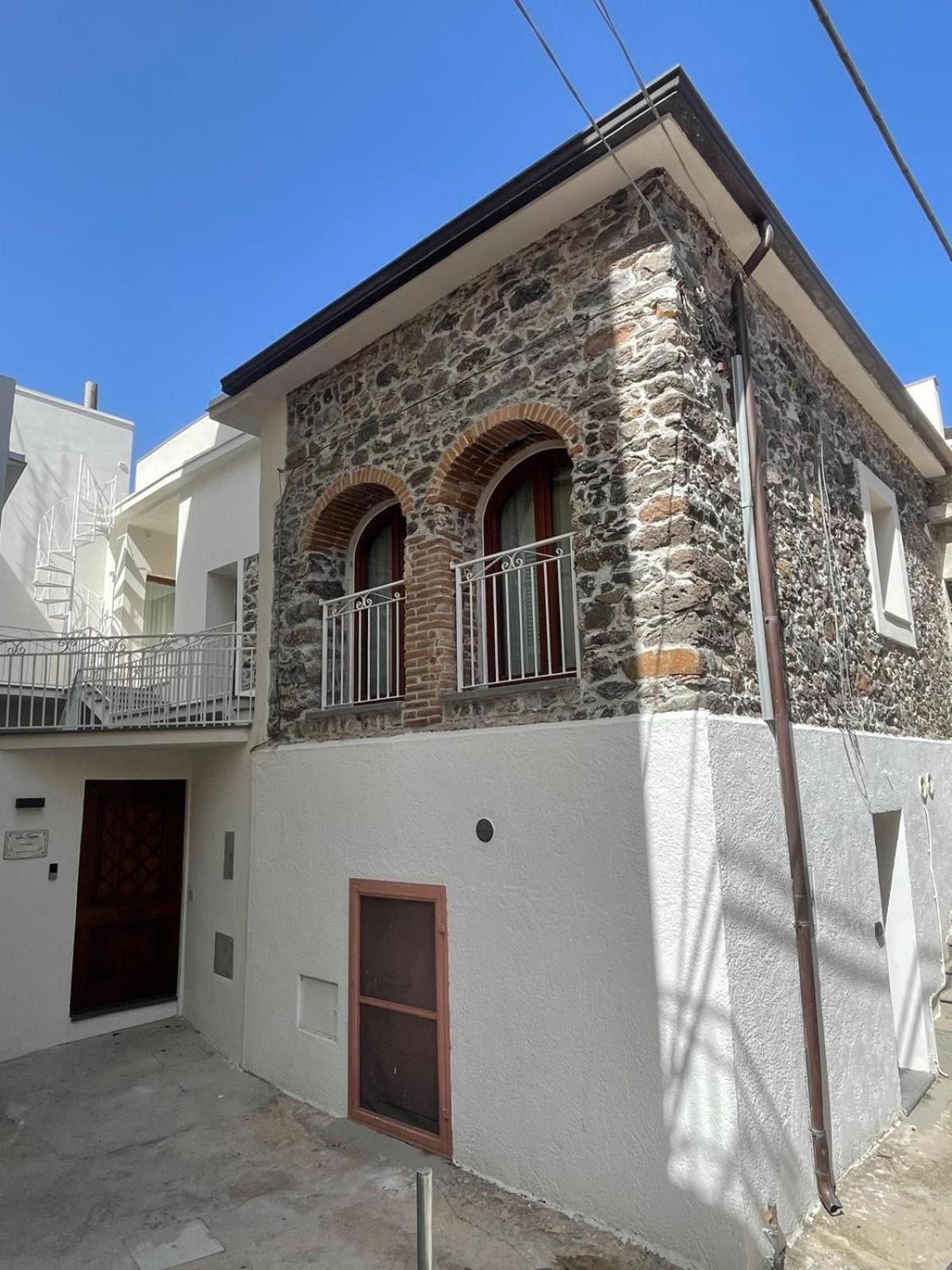 Hotel Sa Troppa De Sos Chentu Dorgali Exterior foto
