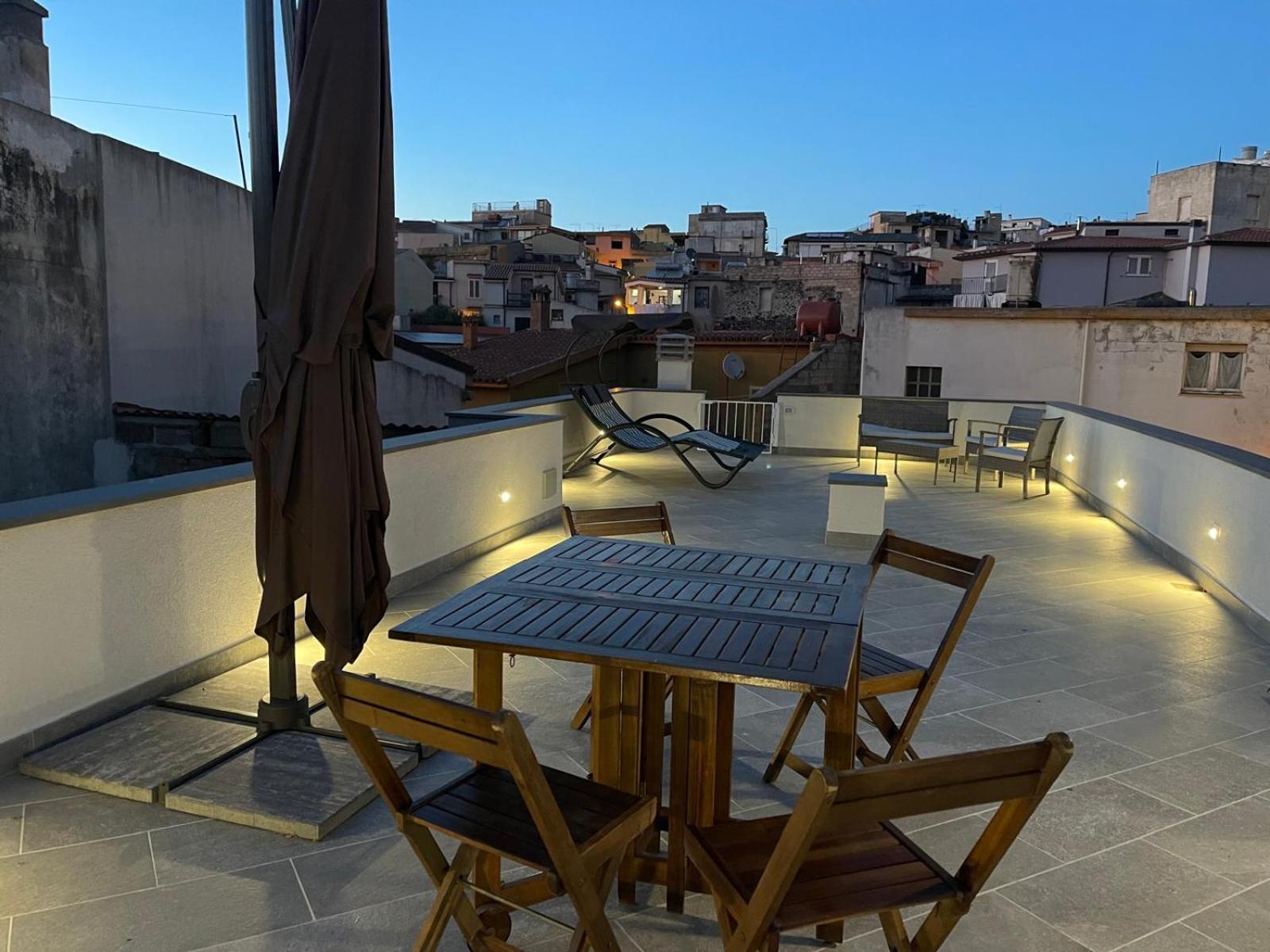 Hotel Sa Troppa De Sos Chentu Dorgali Exterior foto
